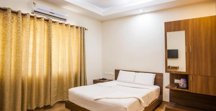 Hotel Pearl Residency